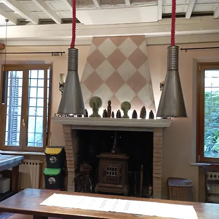 Magnolia Garden פררה